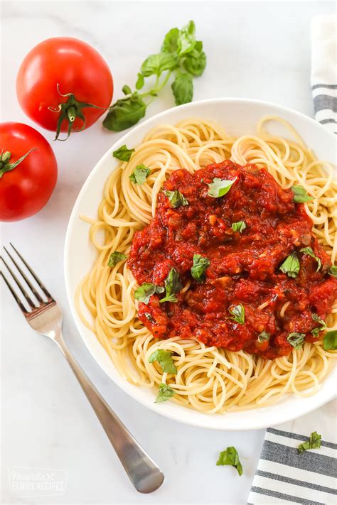 Add <b>tomatoes</b>, sugar, basil, parsley, and salt; bring to a boil. . Meatless spaghetti sauce with fresh tomatoes